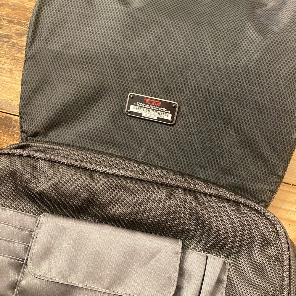 Tumi tech pulse